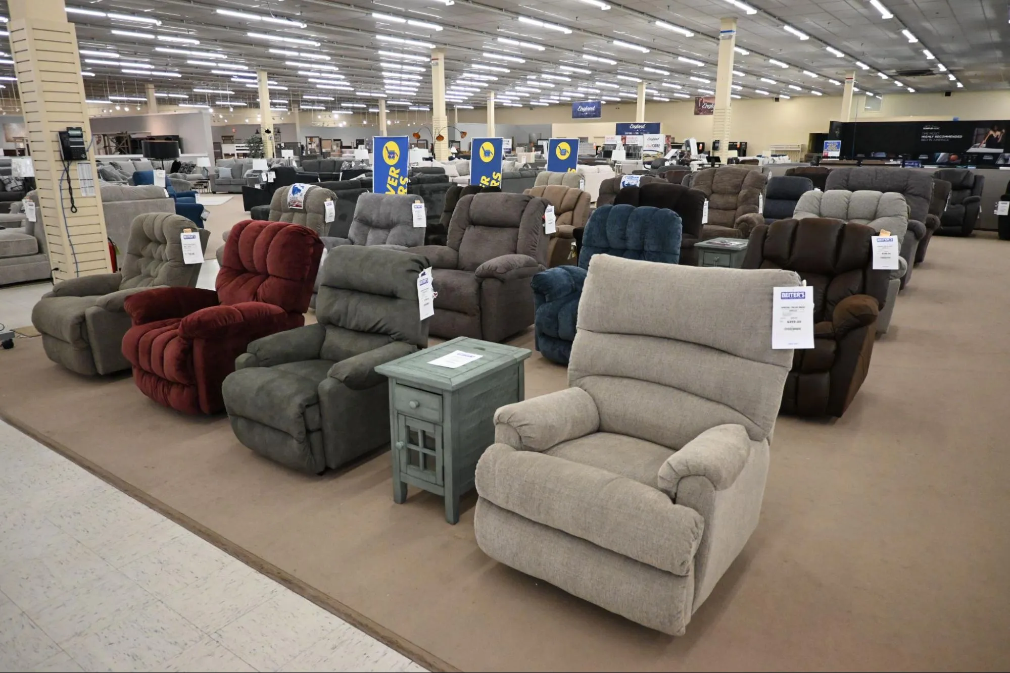 Accent chairs in Pennsylvania by Beiter's FMA